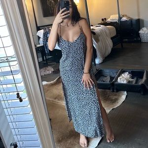 Beautiful, low-cut formfitting dress with open back size small